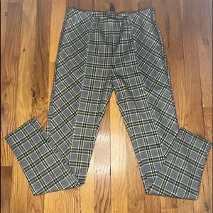 WOMENS PLAID PANTS size M